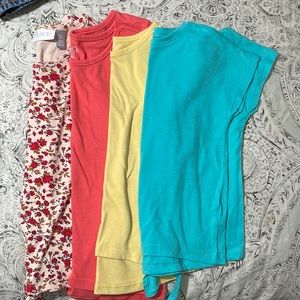 Short sleeve shirts 4$each